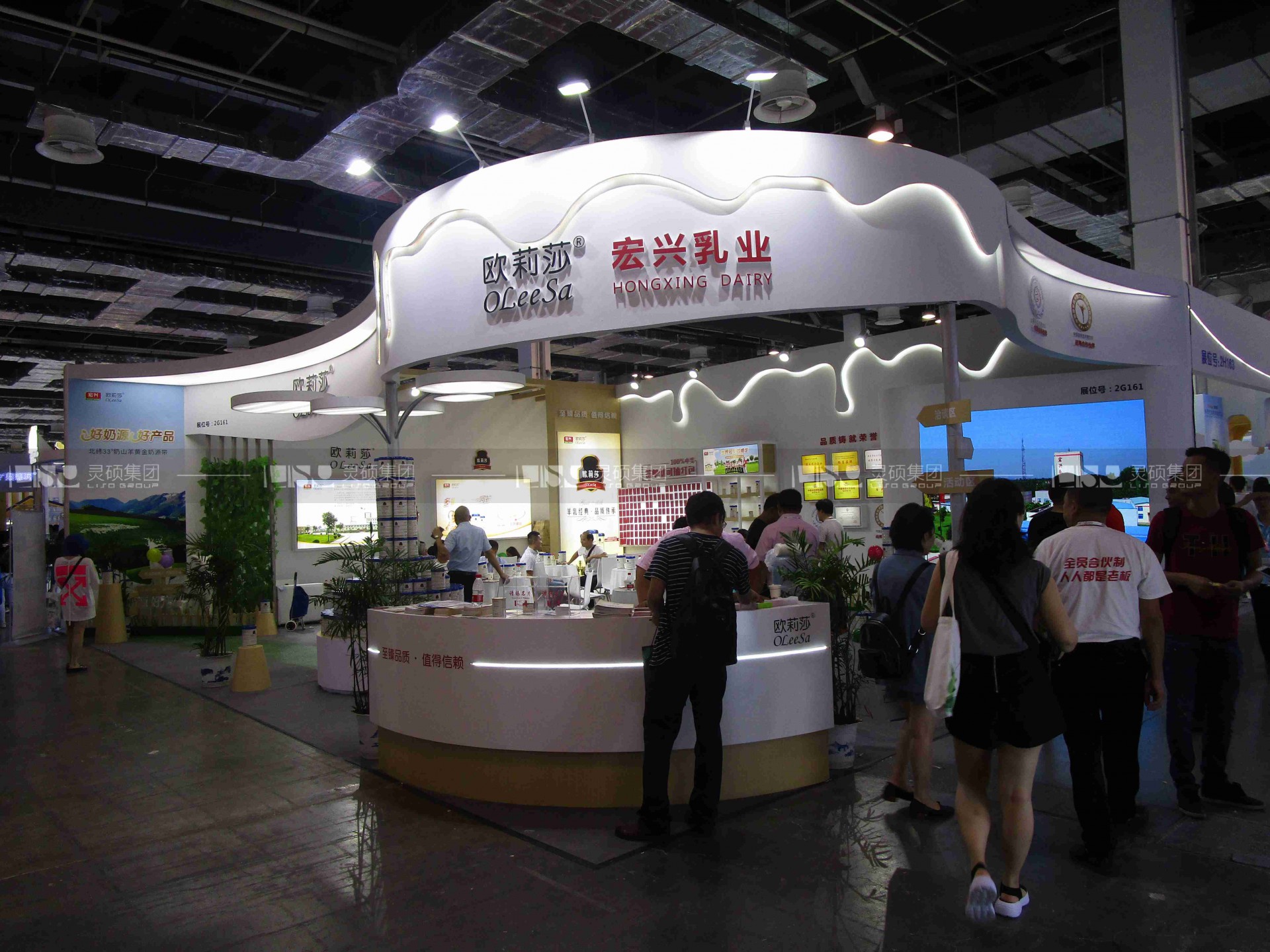宏興乳業-19屆CBME中國孕嬰童展展臺設計案例
